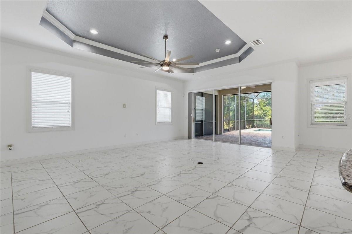 WOODLAND TRACE - Residential