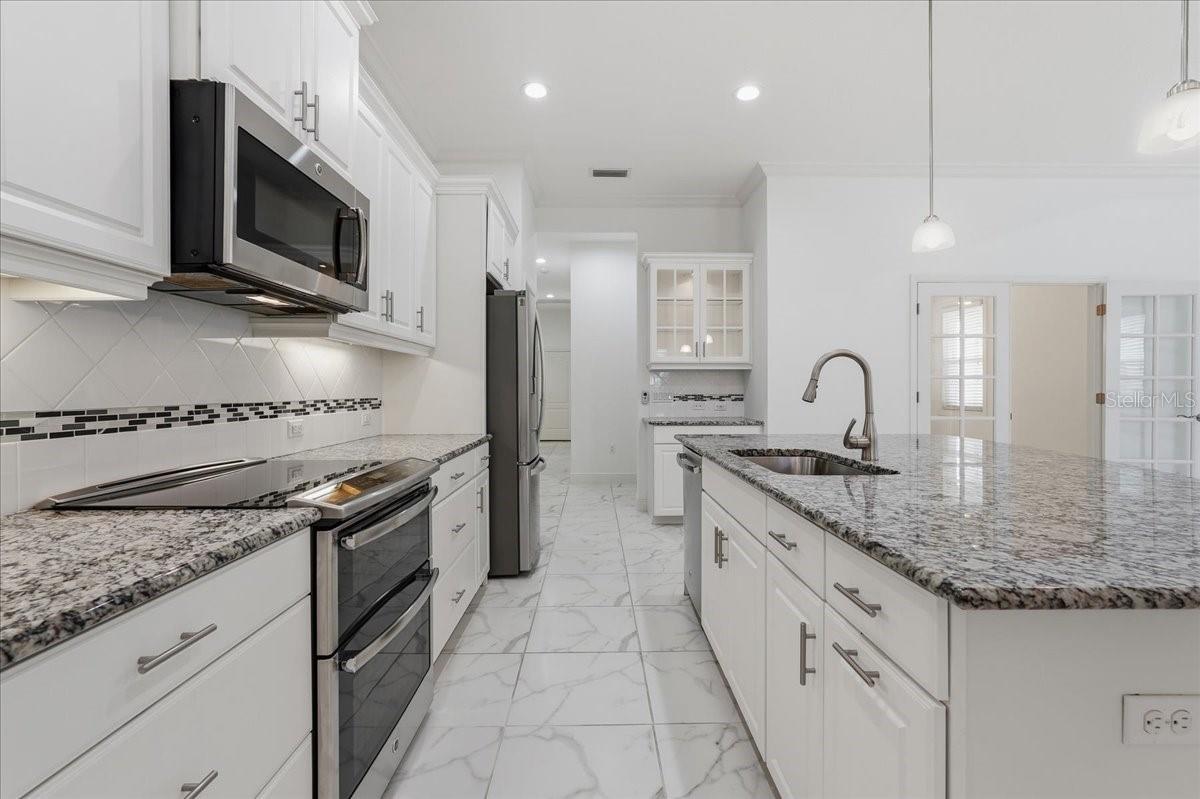 WOODLAND TRACE - Residential