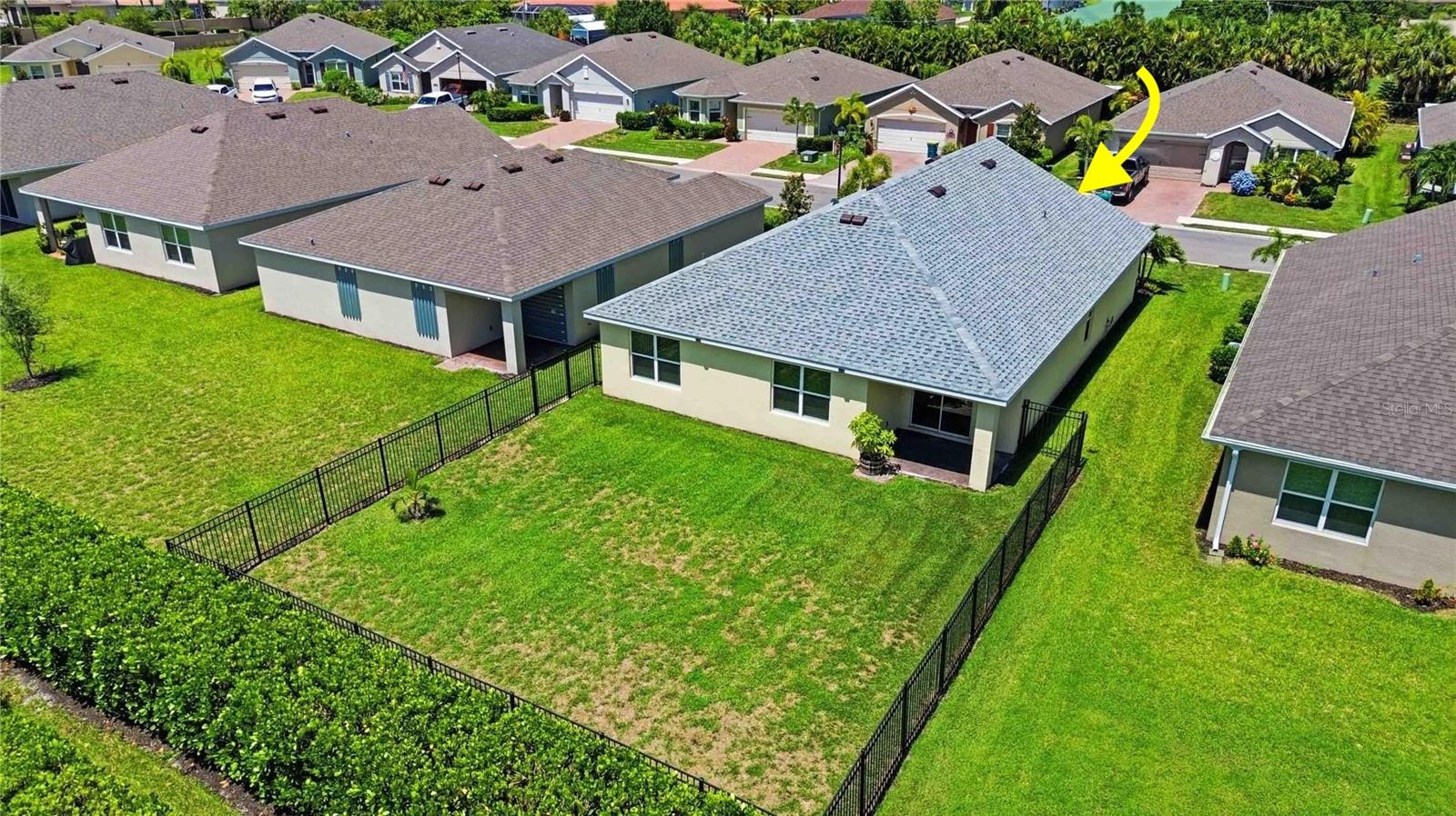 RIVER CLUB - Residential