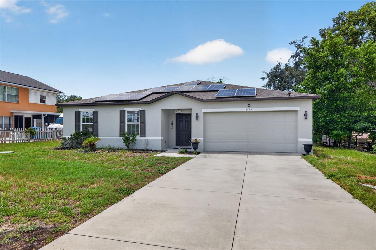SPRING HILL - Residential
