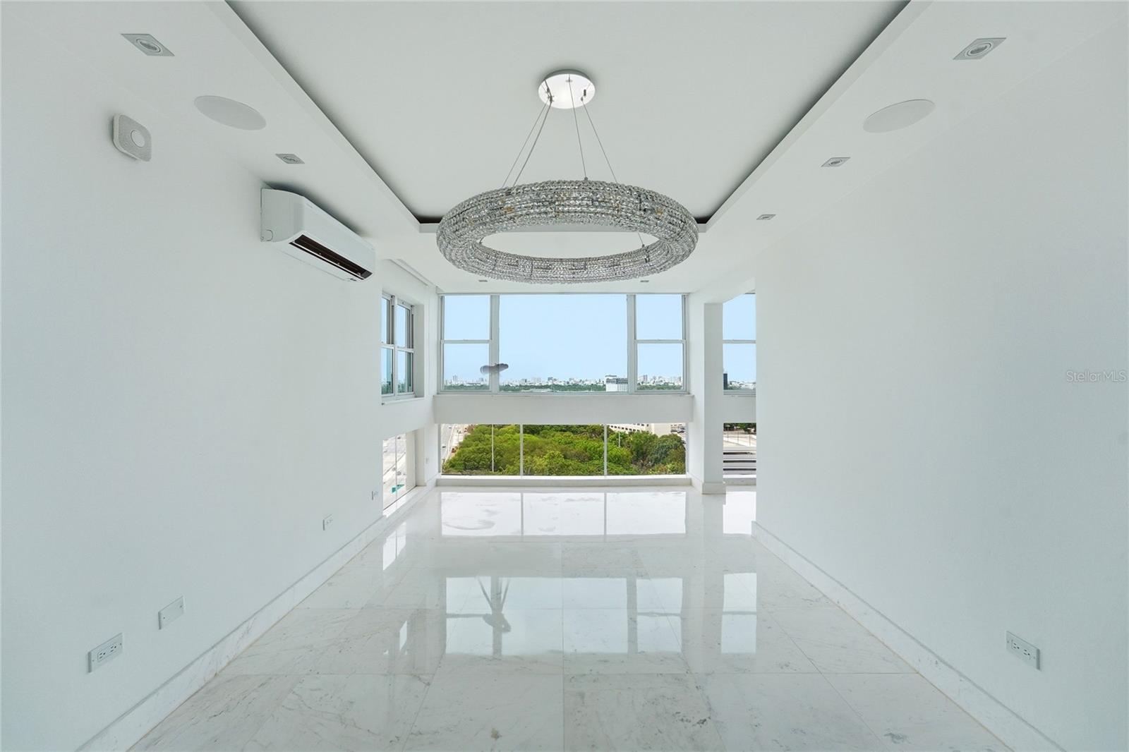 CONDOMINIO MIRADOR DEL PARQUE - Residential