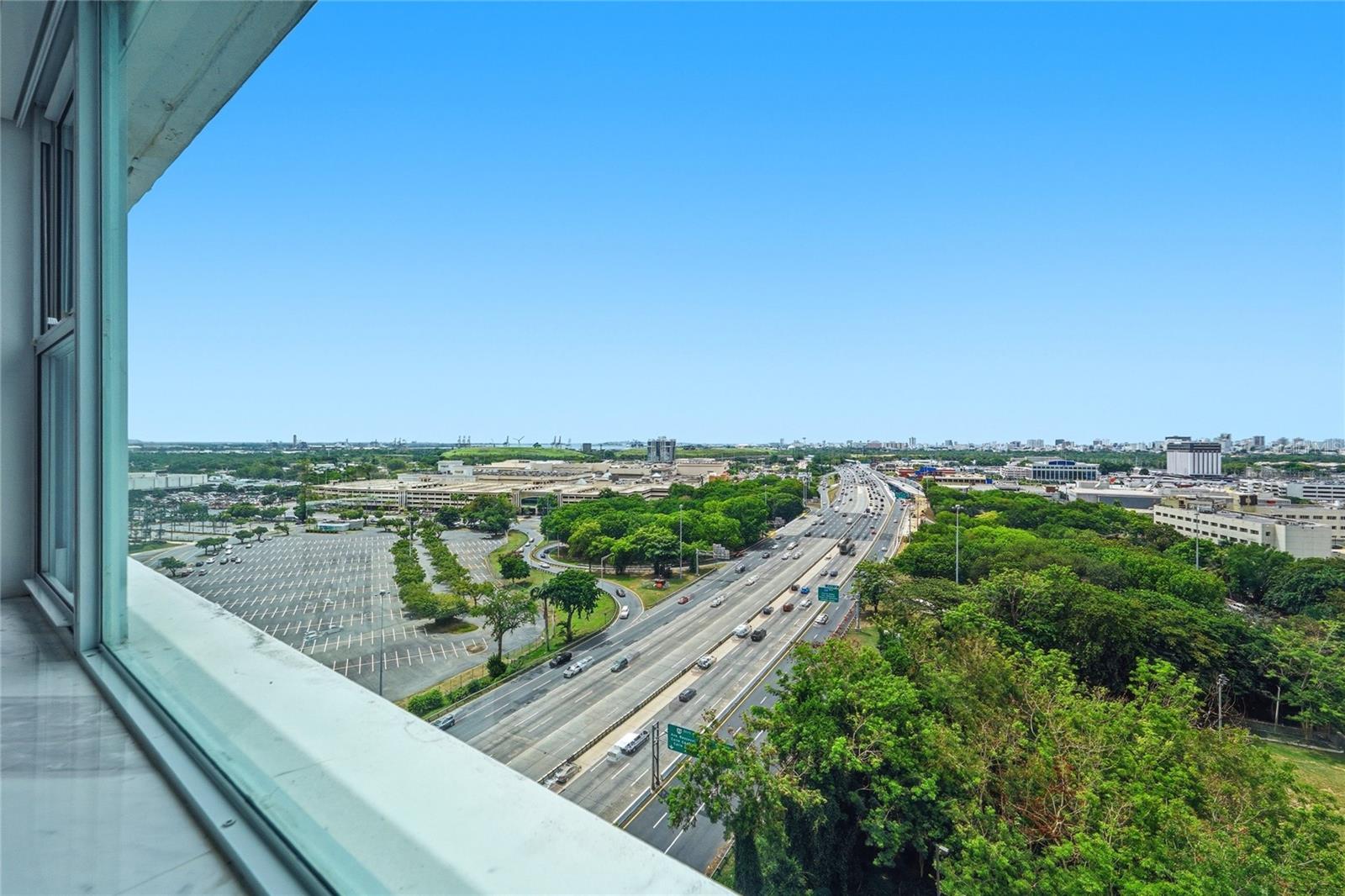 CONDOMINIO MIRADOR DEL PARQUE - Residential