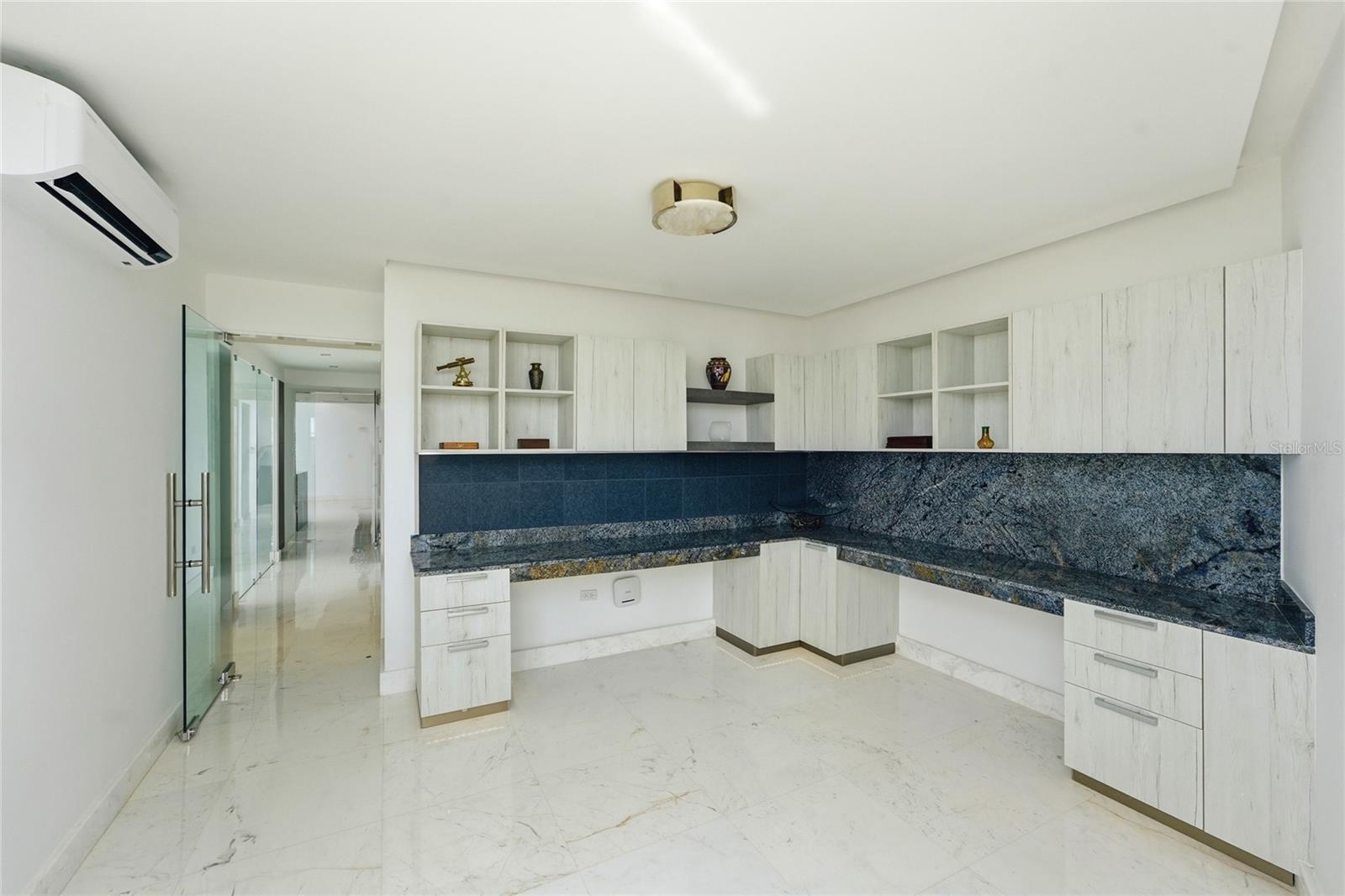 CONDOMINIO MIRADOR DEL PARQUE - Residential