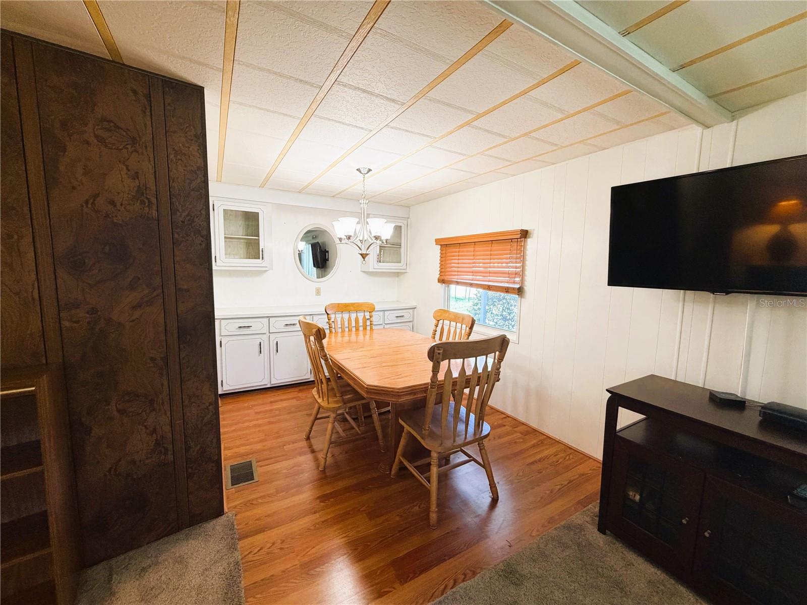 HAWTHORNE/LEESBURG - Residential