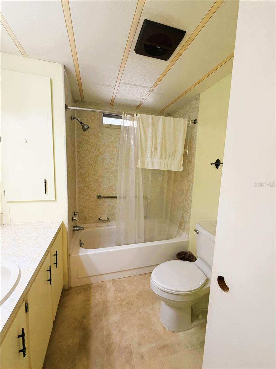 HAWTHORNE/LEESBURG - Residential