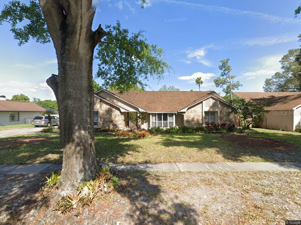 Located in the heart of popular "Dr. Phillips" Community. Best schools in Orange County. Students can walk/ride bike to Elementary School. (Has crossing guards). Middle School is 1.5 miles, High School is 3 miles. Beautiful 30 year towering Oak Trees line all the streets in Hidden Estates. Located on dead end cul-de-sac street. Zero traffic & noise. Minutes to all shopping, 100 restaurants, gas stations, Fresh Market, Whole Foods, Trader Joes, and Publix. Lovely 4/2 Pool Home ideal for a growing family, (3-1 split) Huge covered patio to screened pool. Big fenced back yard.
