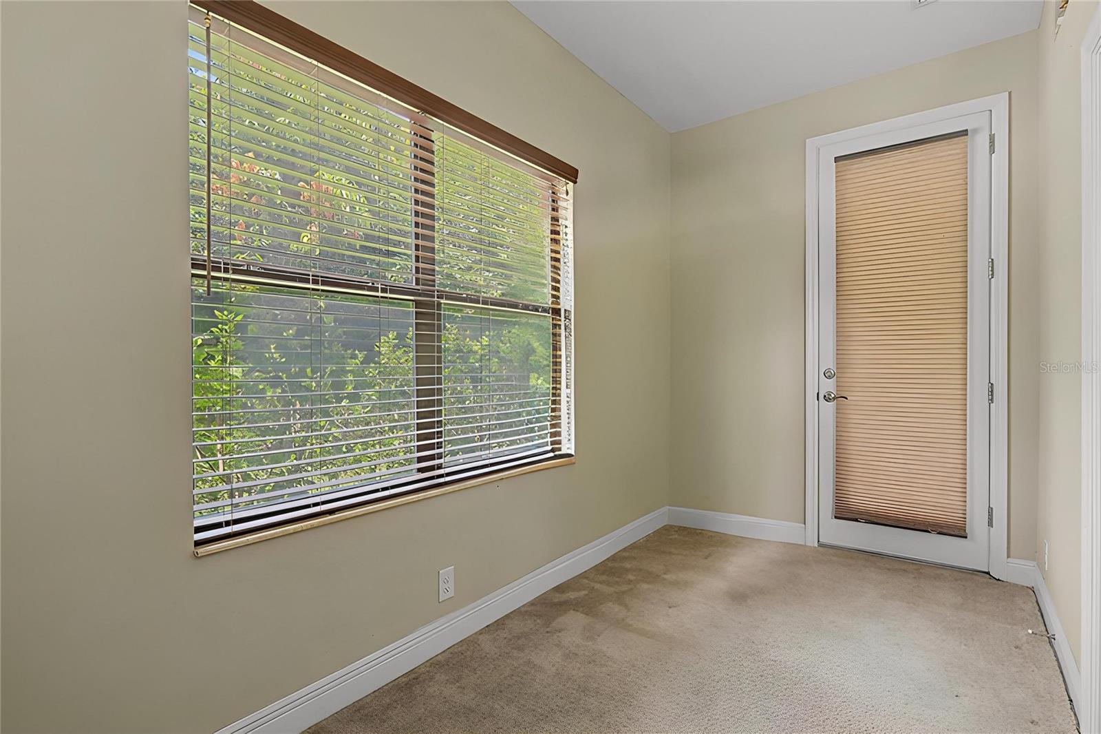 HIGHWOOD ESTATES - Residential