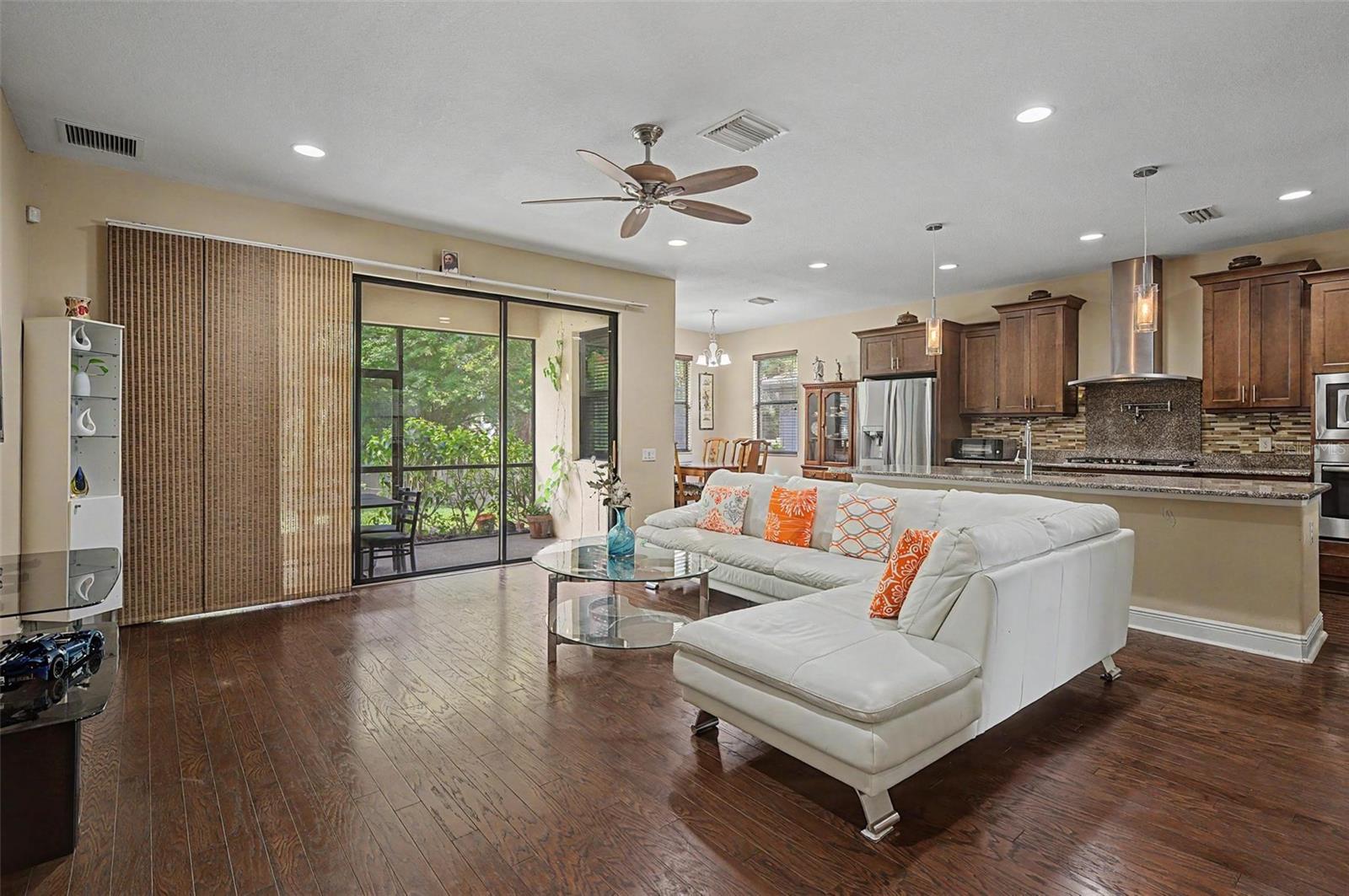 HIGHWOOD ESTATES - Residential