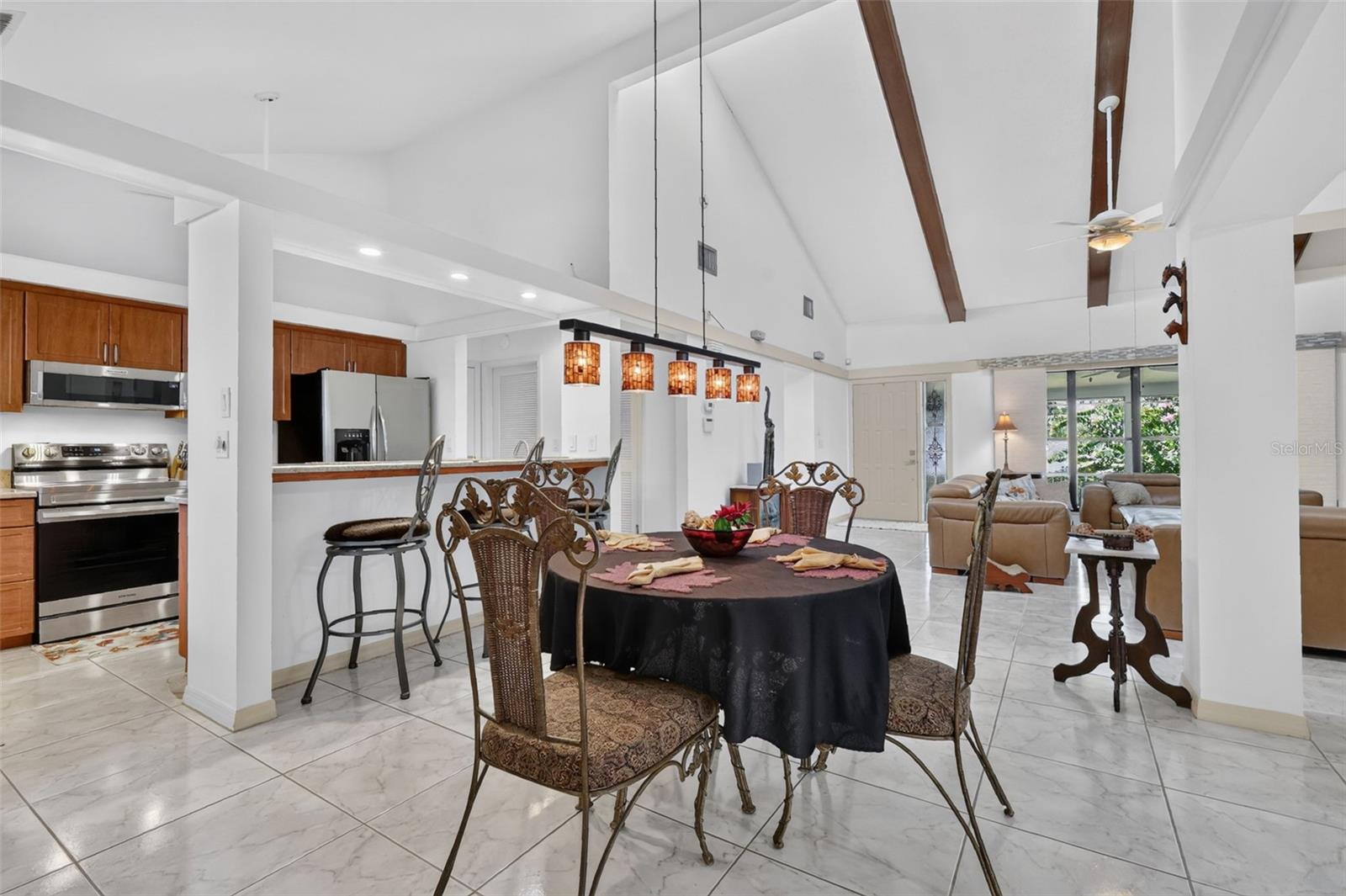 EUSTIS TOWNHILL - Residential