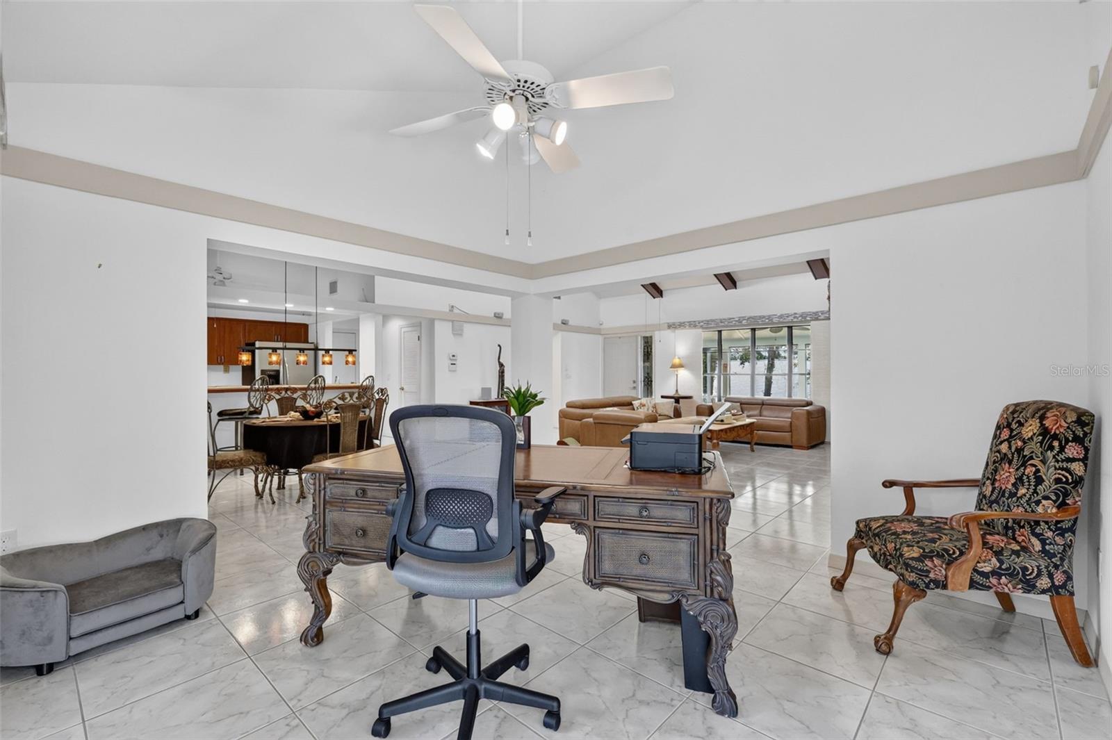 EUSTIS TOWNHILL - Residential