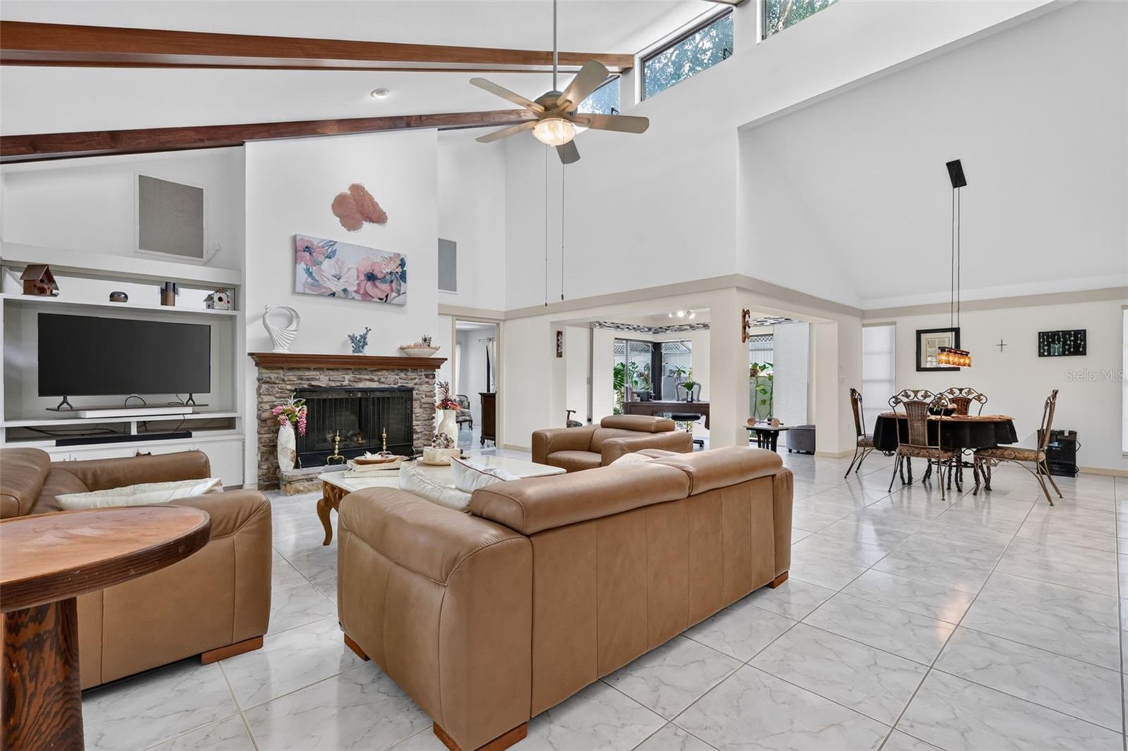 EUSTIS TOWNHILL - Residential