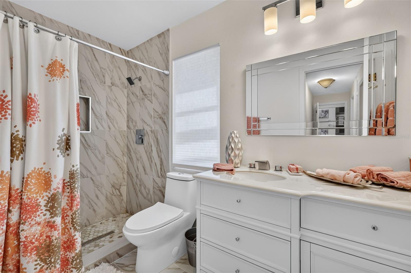EUSTIS TOWNHILL - Residential