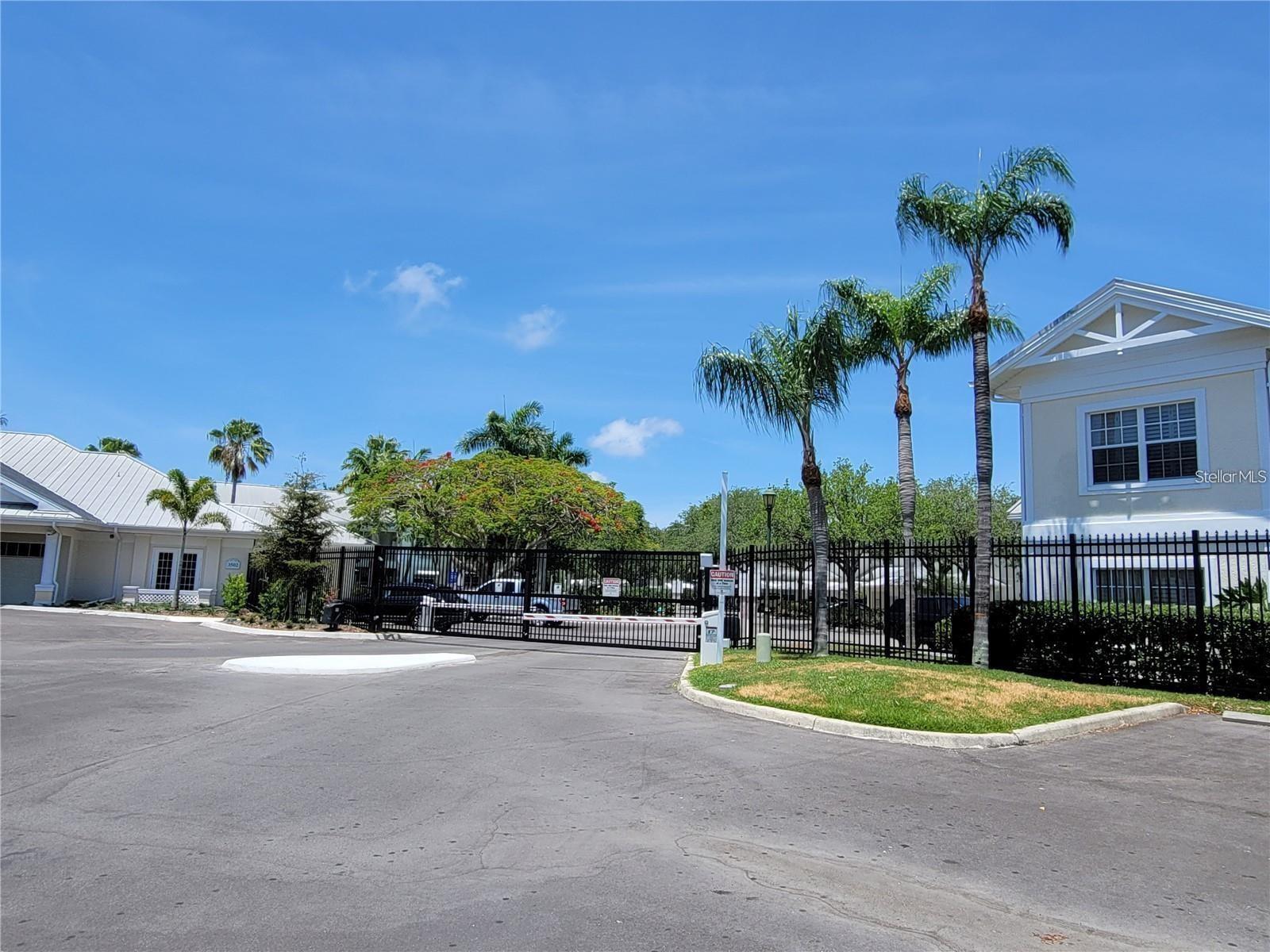 ACADEMY RESORT LODGE - Residential