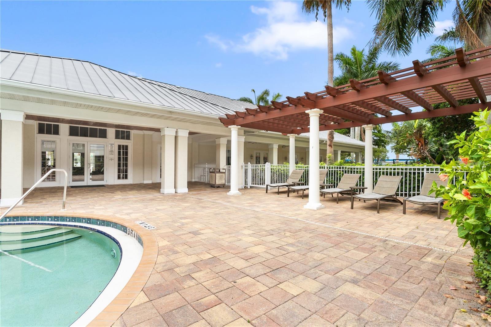 ACADEMY RESORT LODGE - Residential