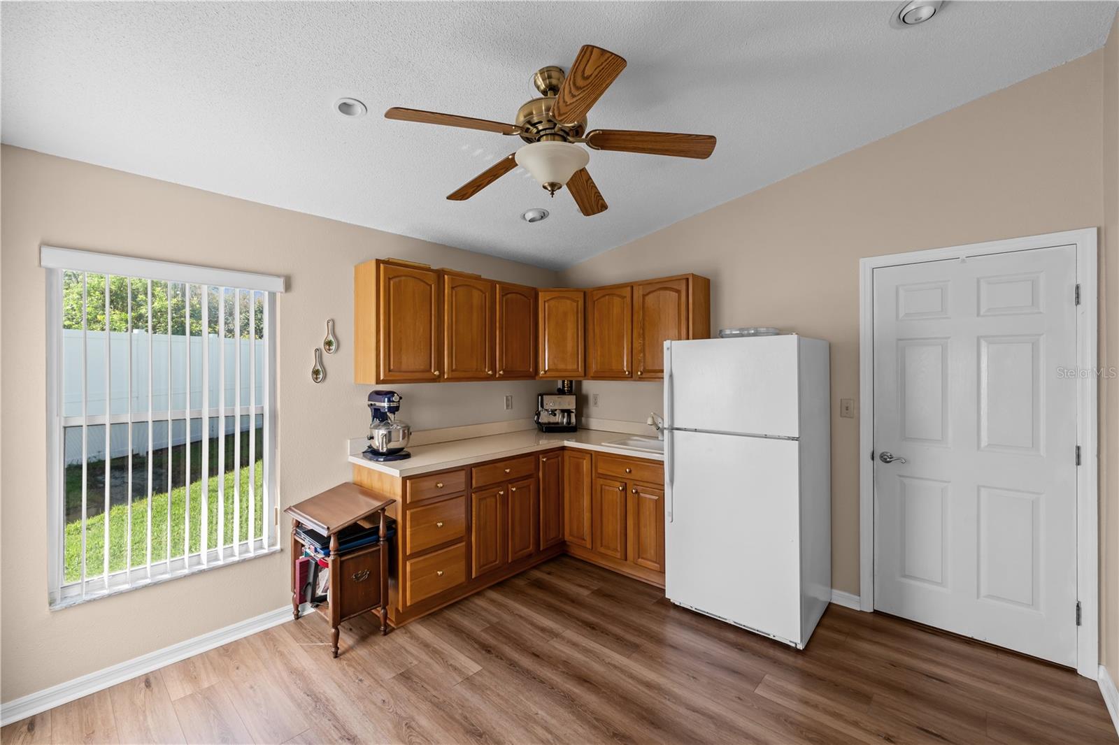 SILVER LAKES REP - Residential