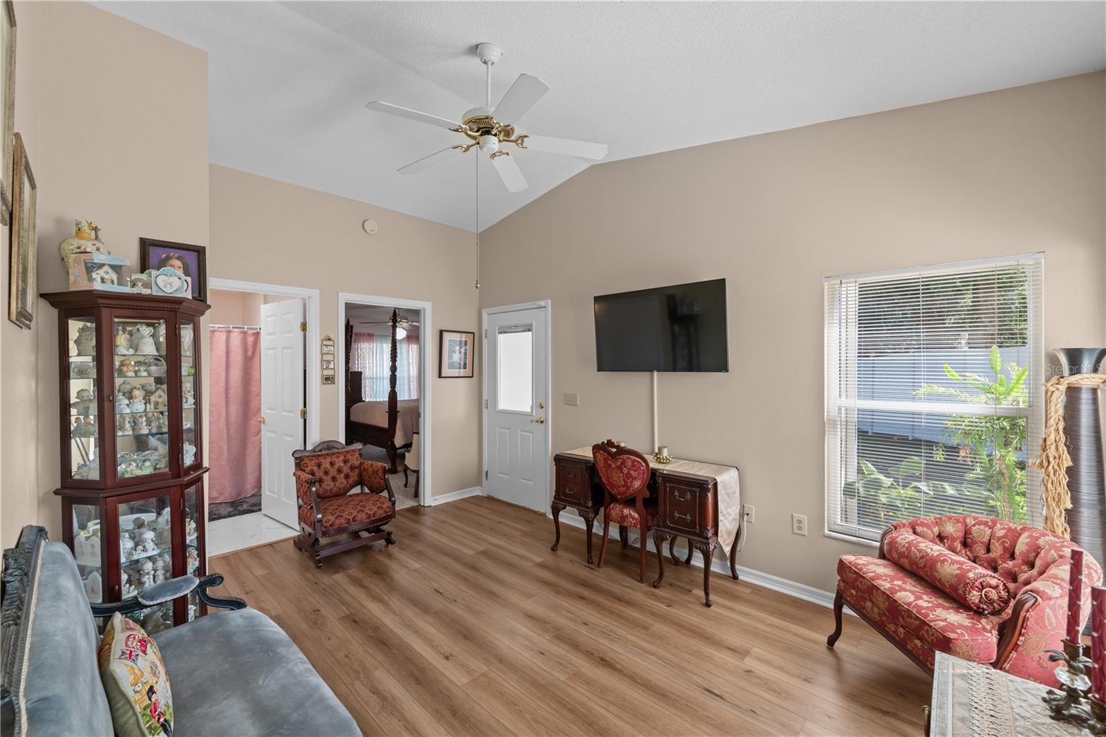 SILVER LAKES REP - Residential