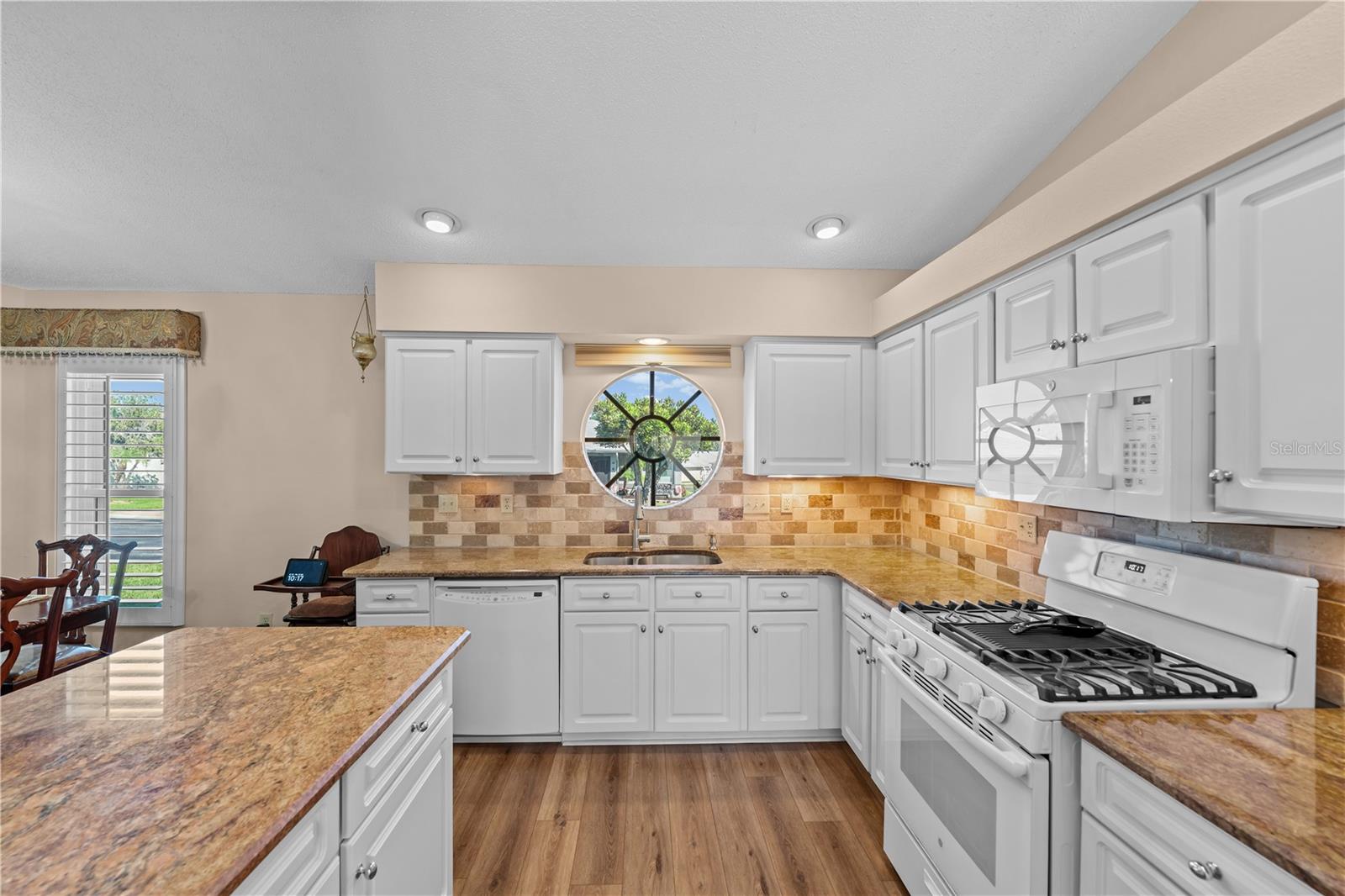 SILVER LAKES REP - Residential