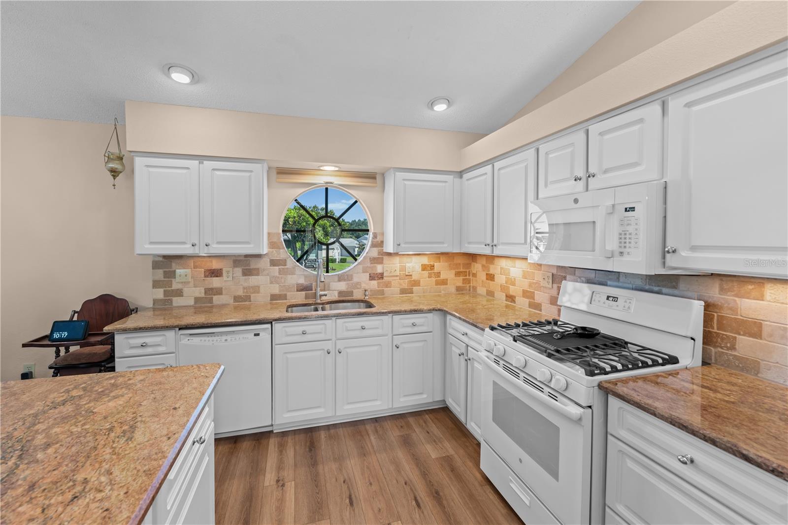 SILVER LAKES REP - Residential