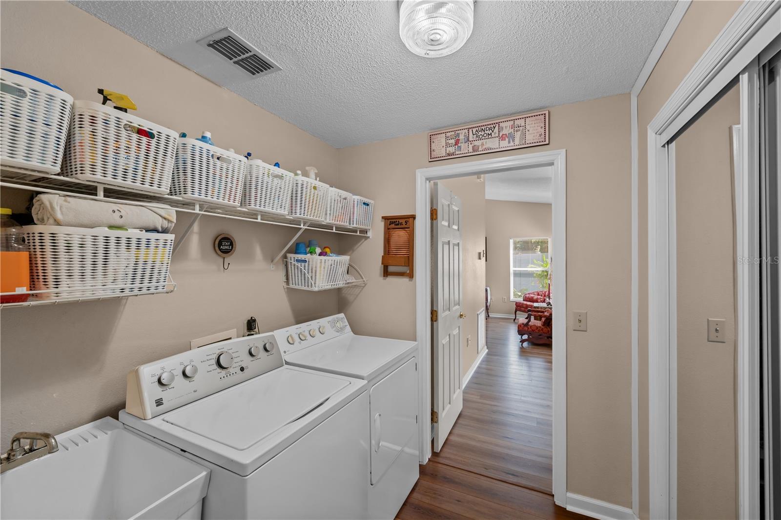 SILVER LAKES REP - Residential