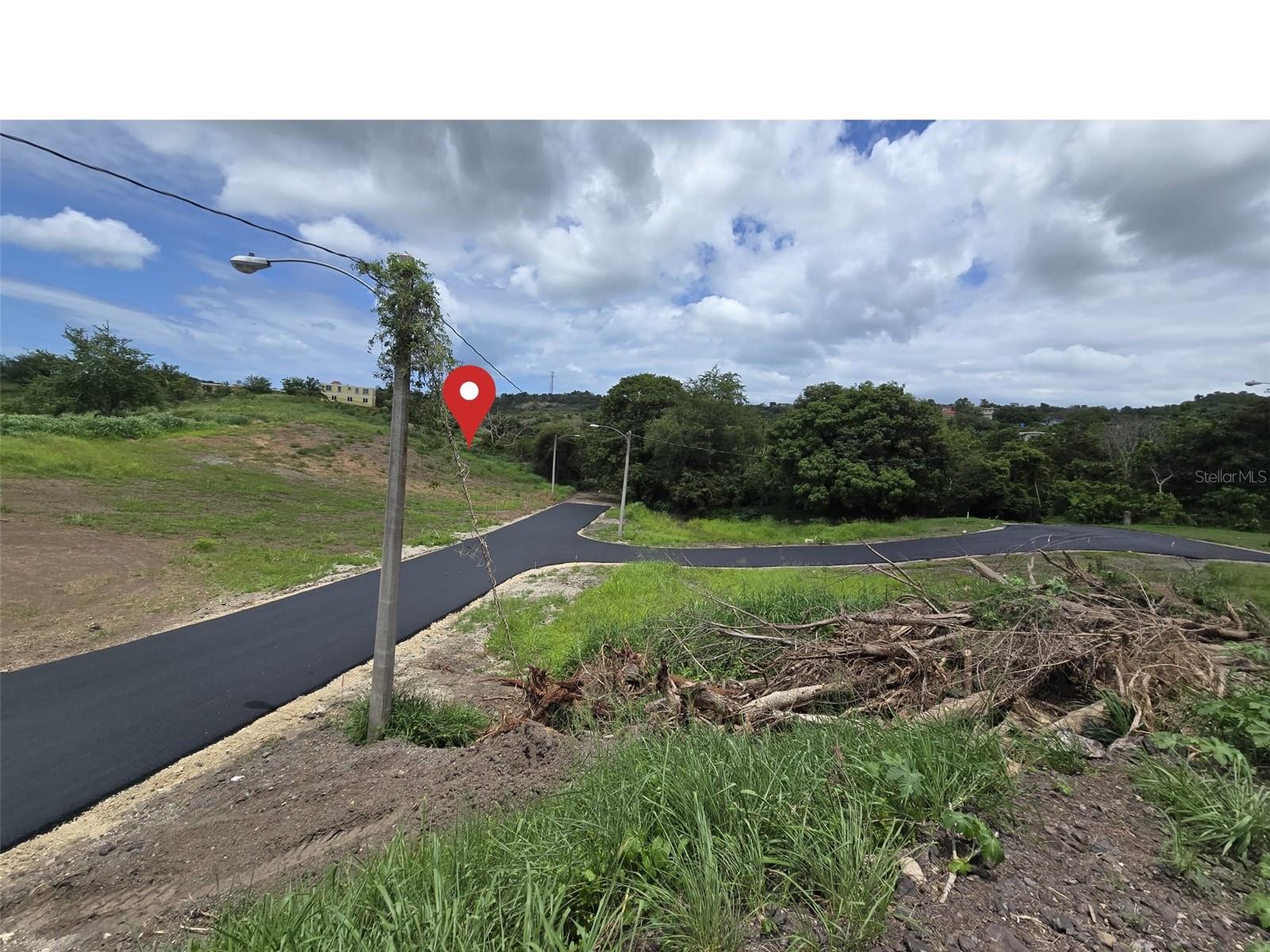 Lot in the desirable town of Cabo Rojo, specifically in Boquerón. NO RESTRICTIONS! Located in a subdivision of 10 lots, it includes a water meter and street lighting. The access road is in the process of being paved. Don’t miss this opportunity! It could be yours—call today for more information.

Would you like a more formal version or one tailored for a real estate listing?