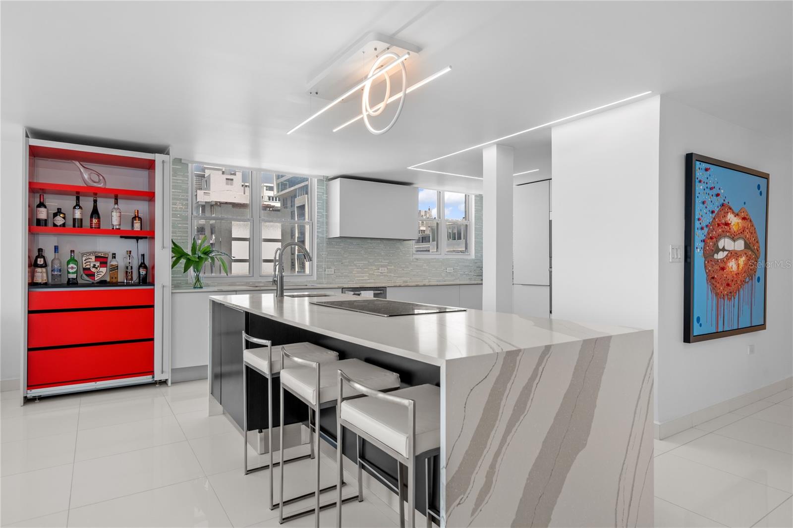 PASEO DON JUAN - Residential