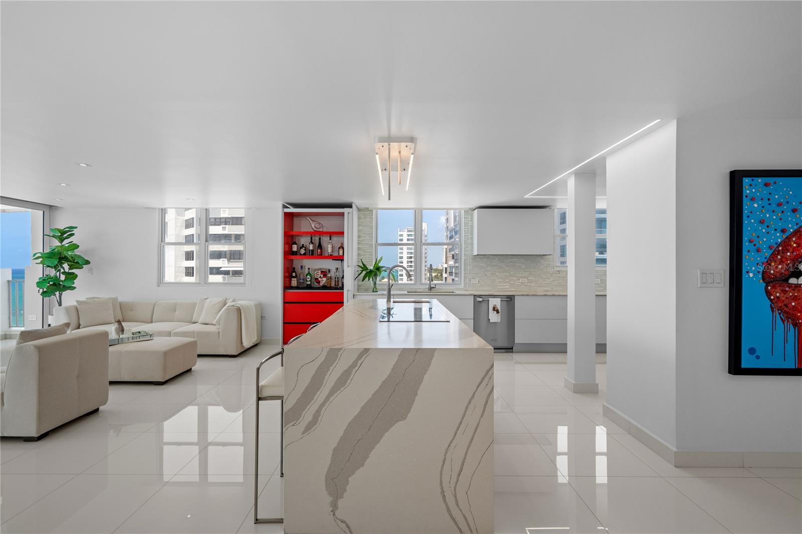 PASEO DON JUAN - Residential