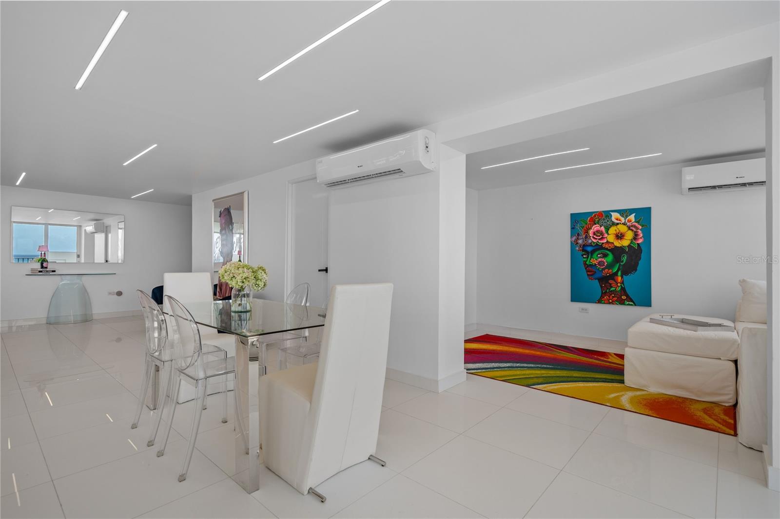 PASEO DON JUAN - Residential