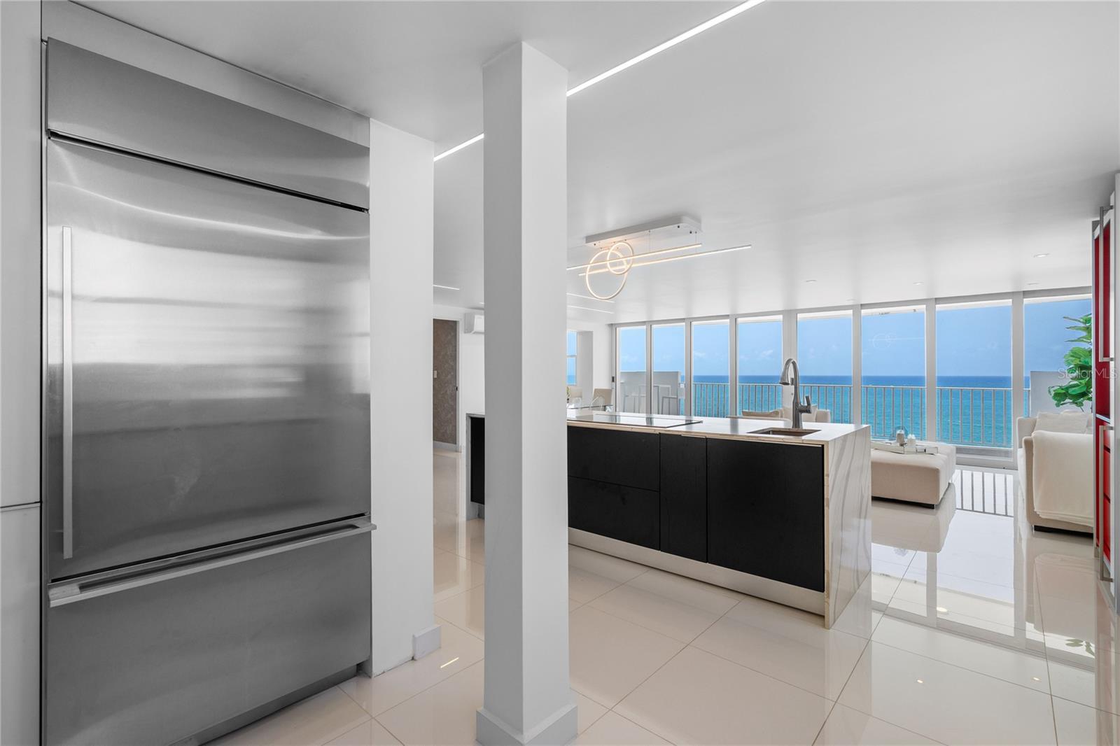 PASEO DON JUAN - Residential