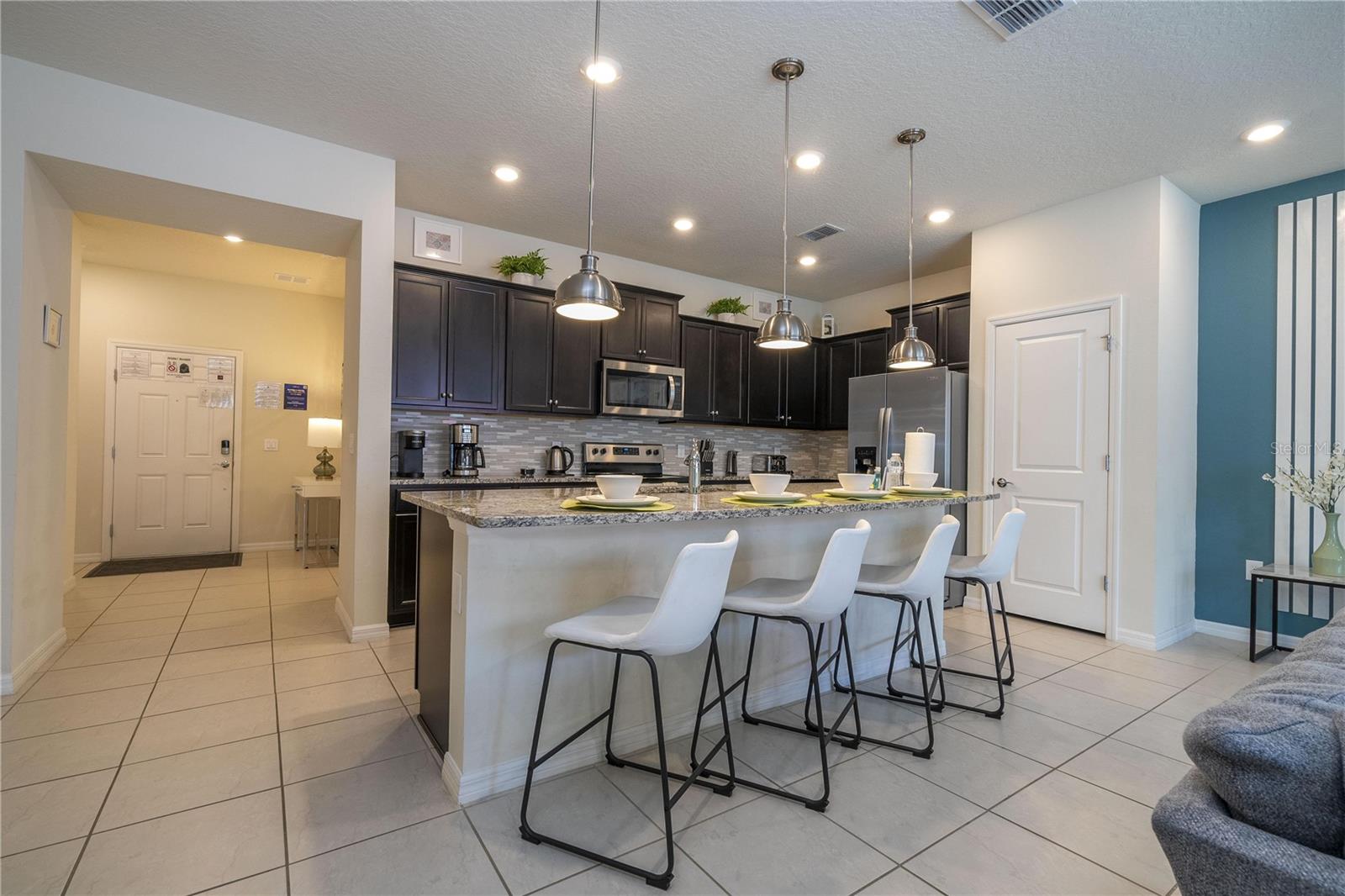WINDSOR ISLAND RESORT - Residential