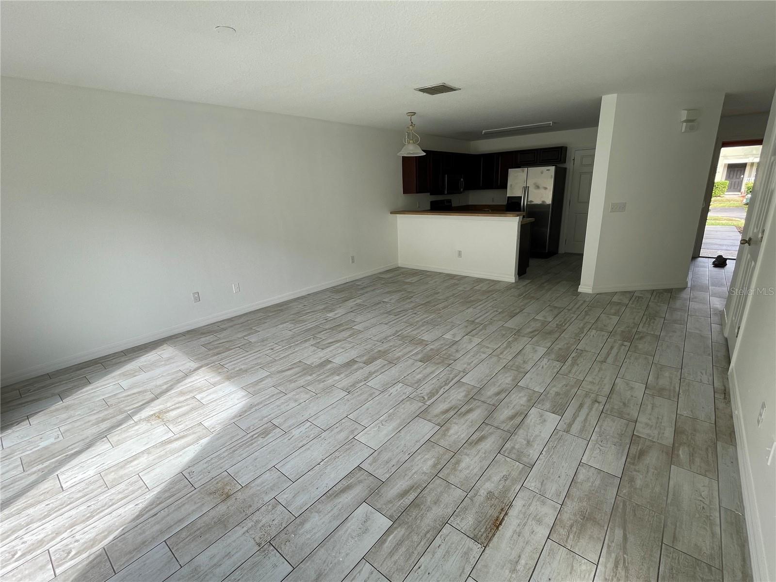 OAKCREST/SOUTHMEADOWPH N - Residential Lease