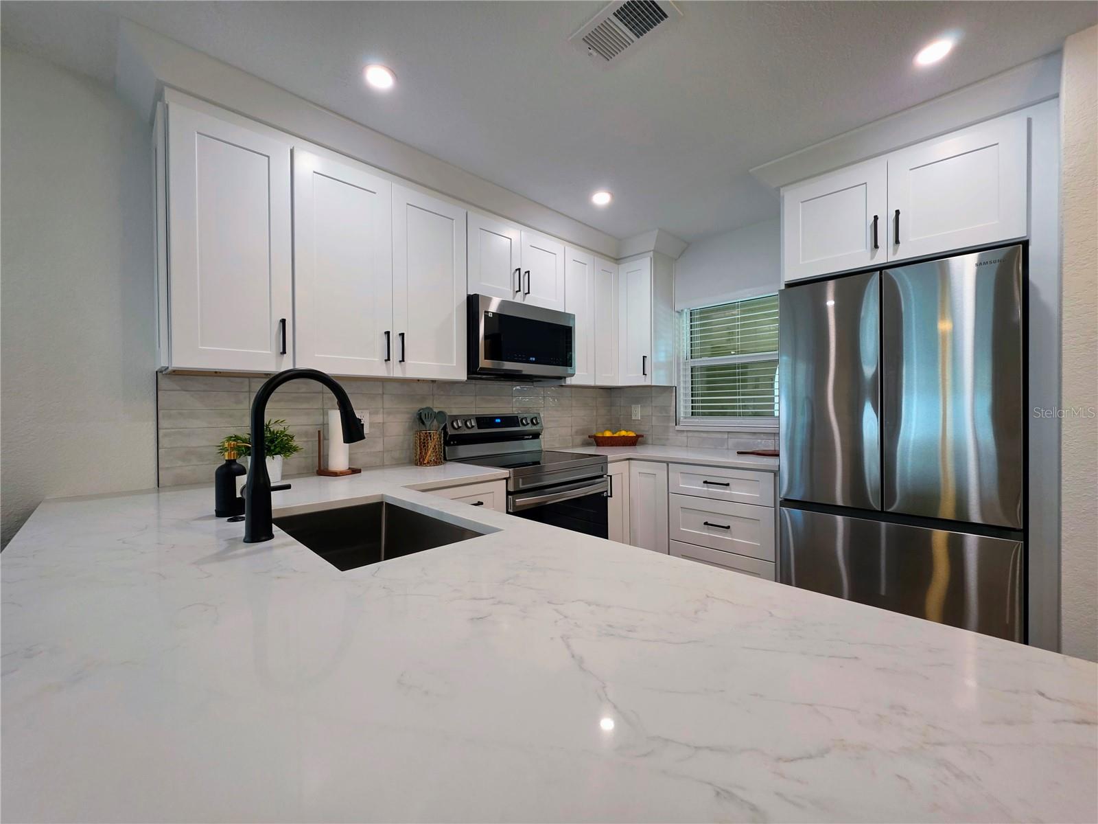 VILLAS OF BONNIE BAY - Residential