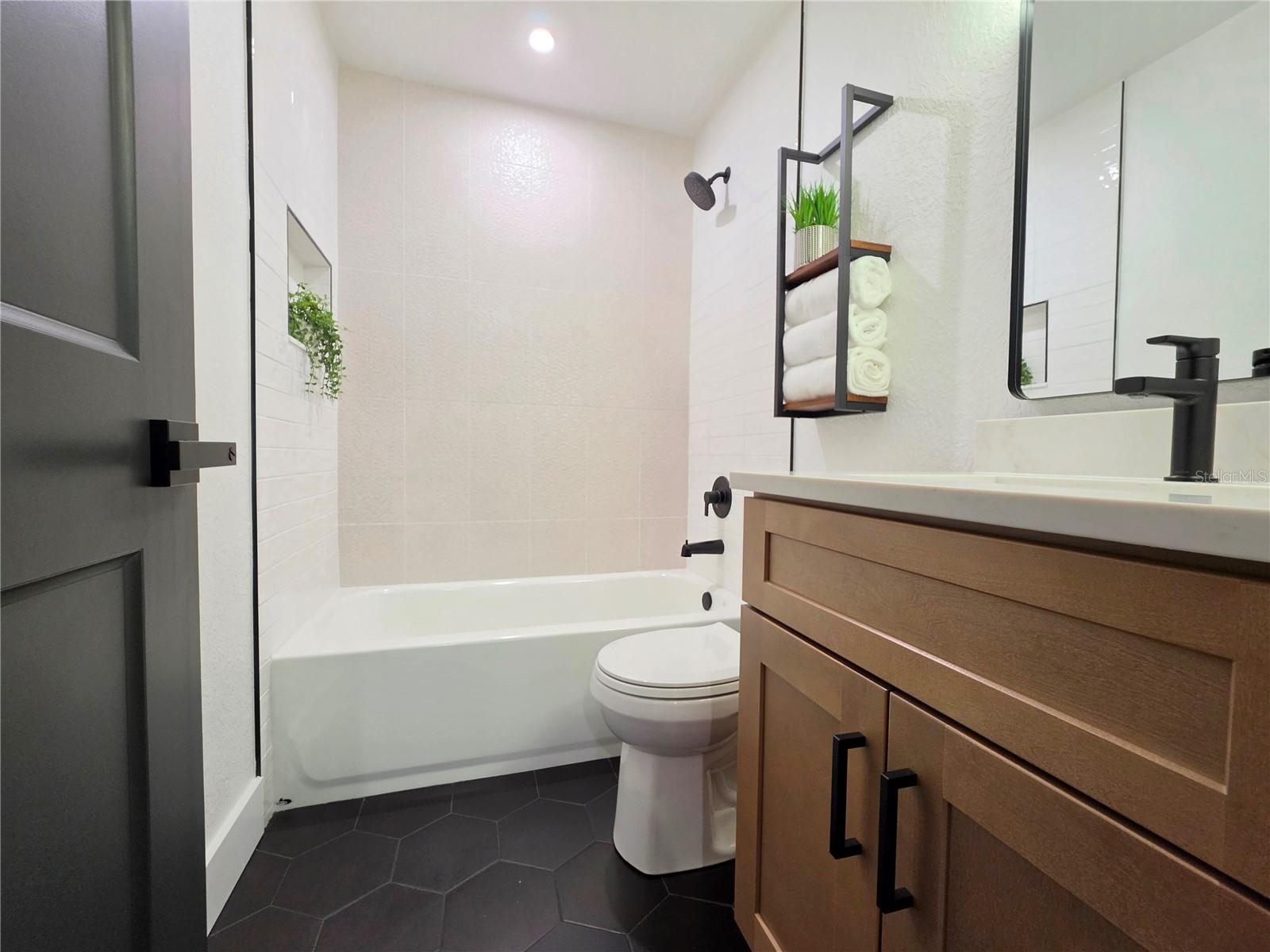 VILLAS OF BONNIE BAY - Residential