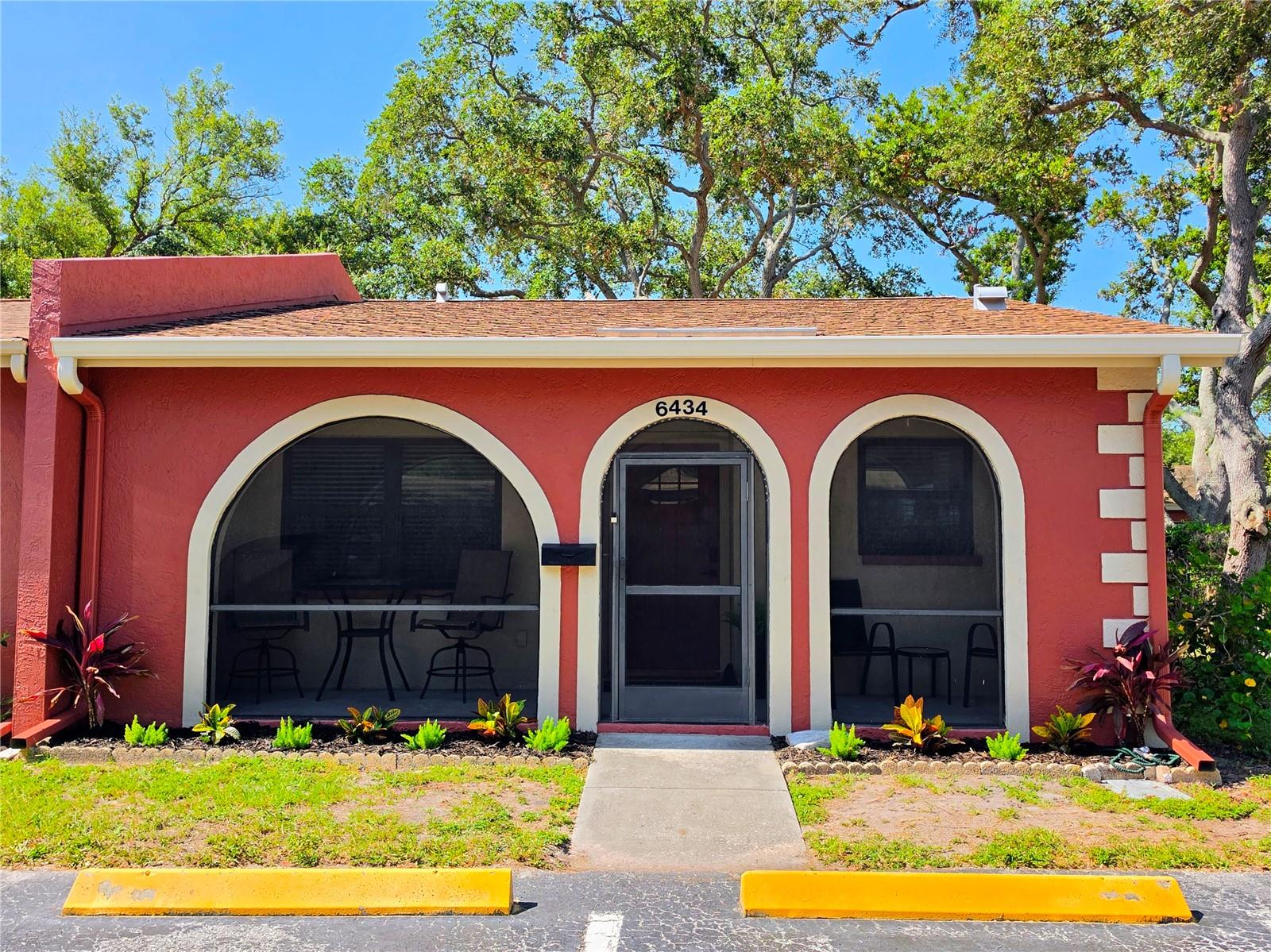 VILLAS OF BONNIE BAY - Residential
