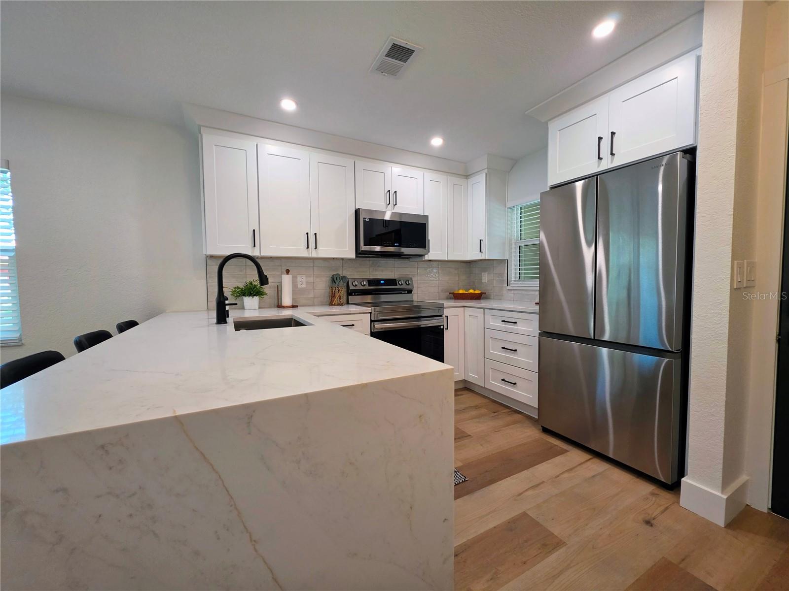 VILLAS OF BONNIE BAY - Residential