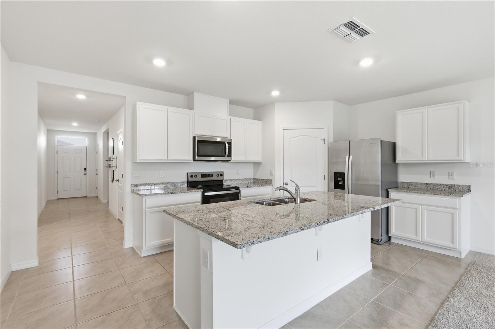 CYPRESS PARK ESTATES - Residential Lease