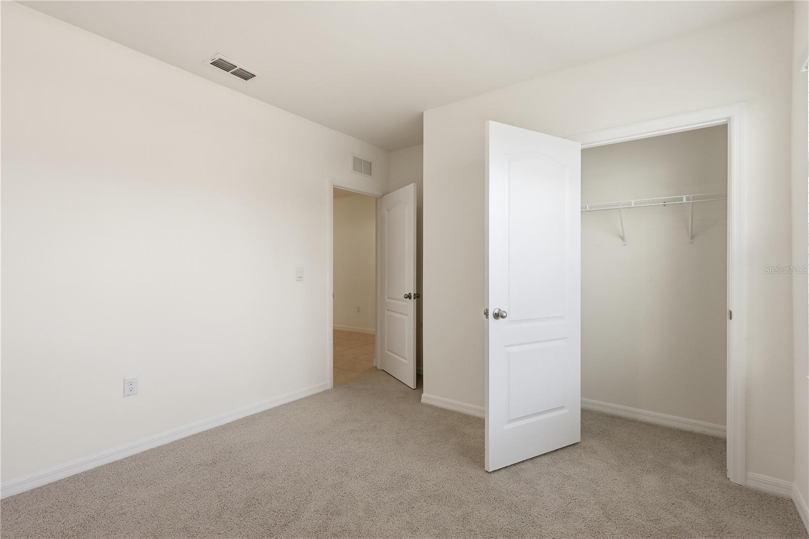 CYPRESS PARK ESTATES - Residential Lease