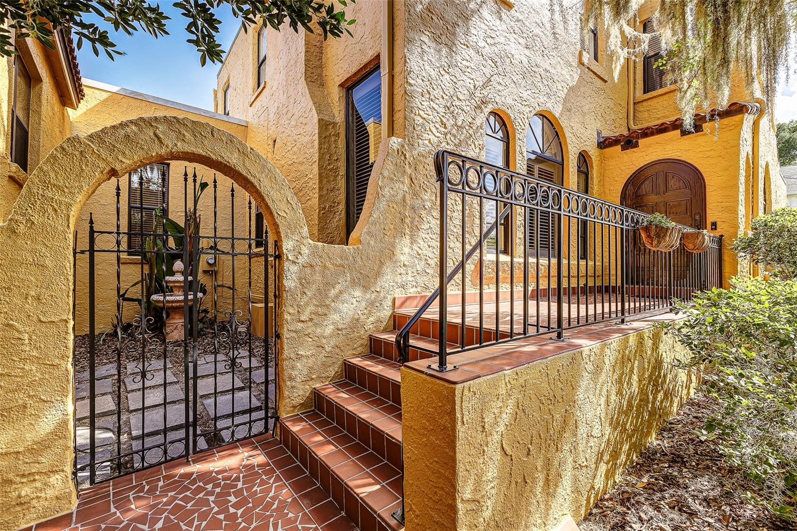 CASA BELLA - Residential