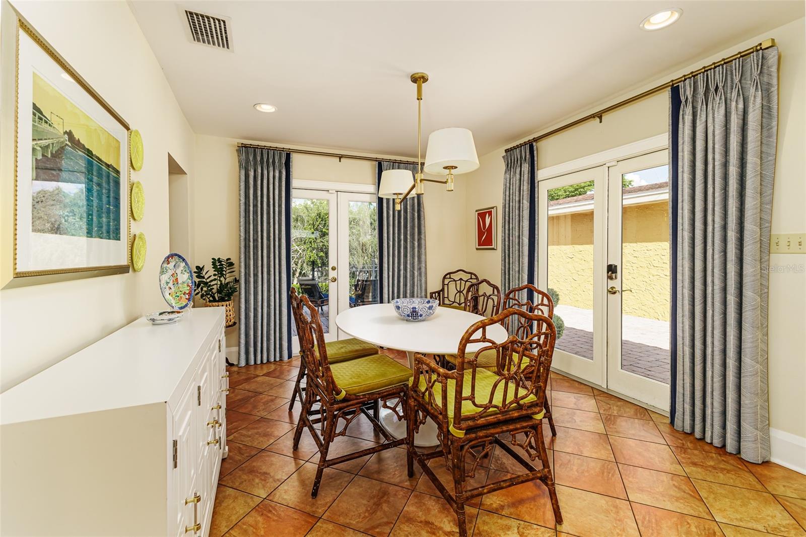 CASA BELLA - Residential