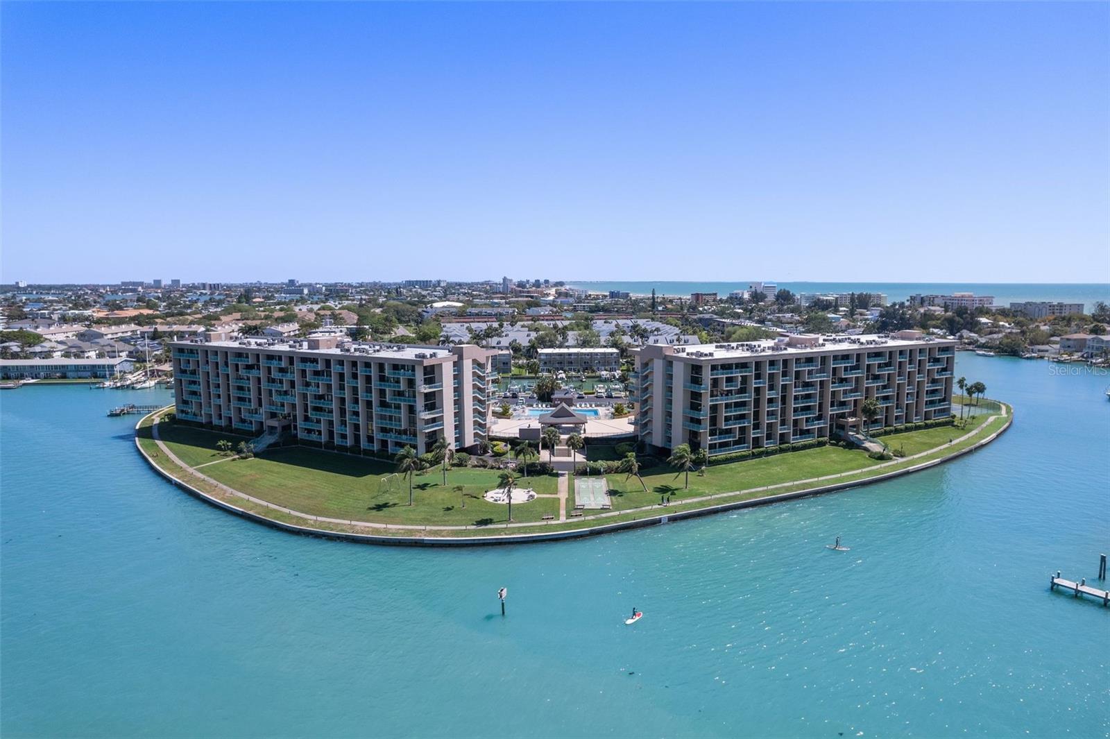 KEY CAPRI CONDO - Residential