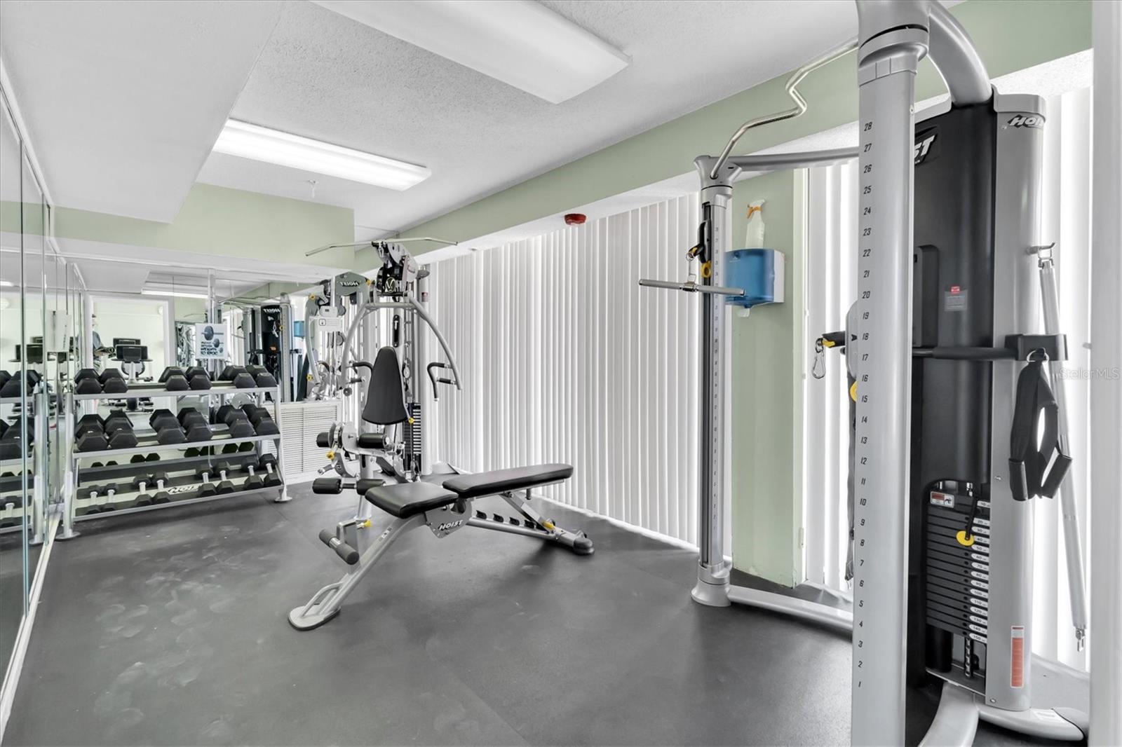 KEY CAPRI CONDO - Residential