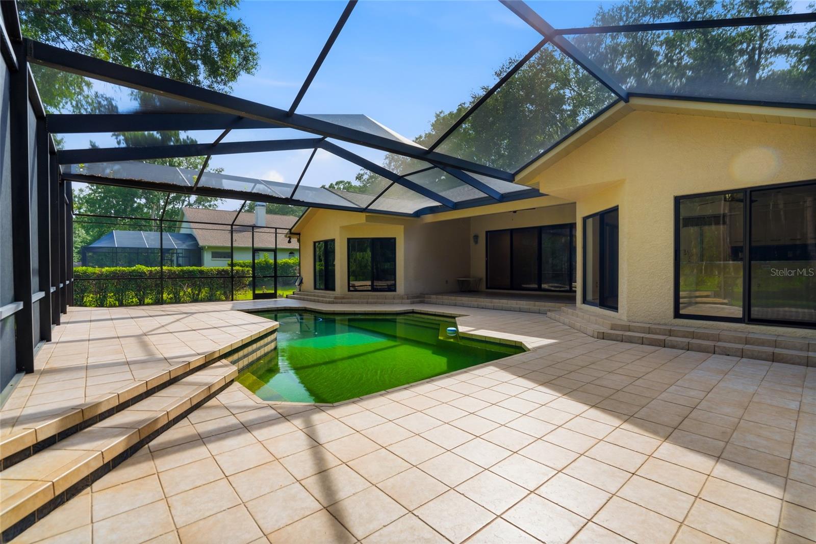 HOMESTEADS SADDLEWOOD - Residential