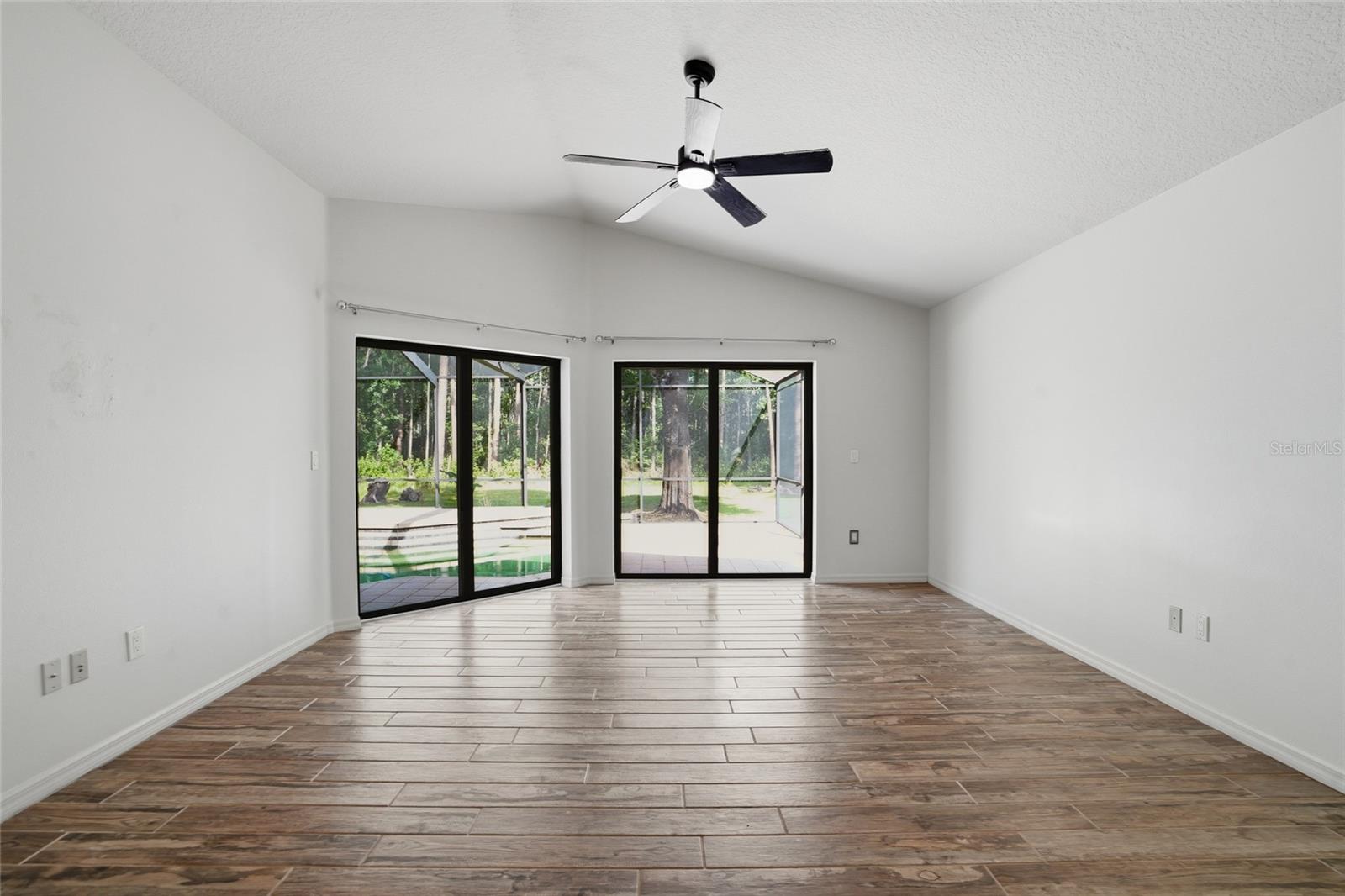 HOMESTEADS SADDLEWOOD - Residential