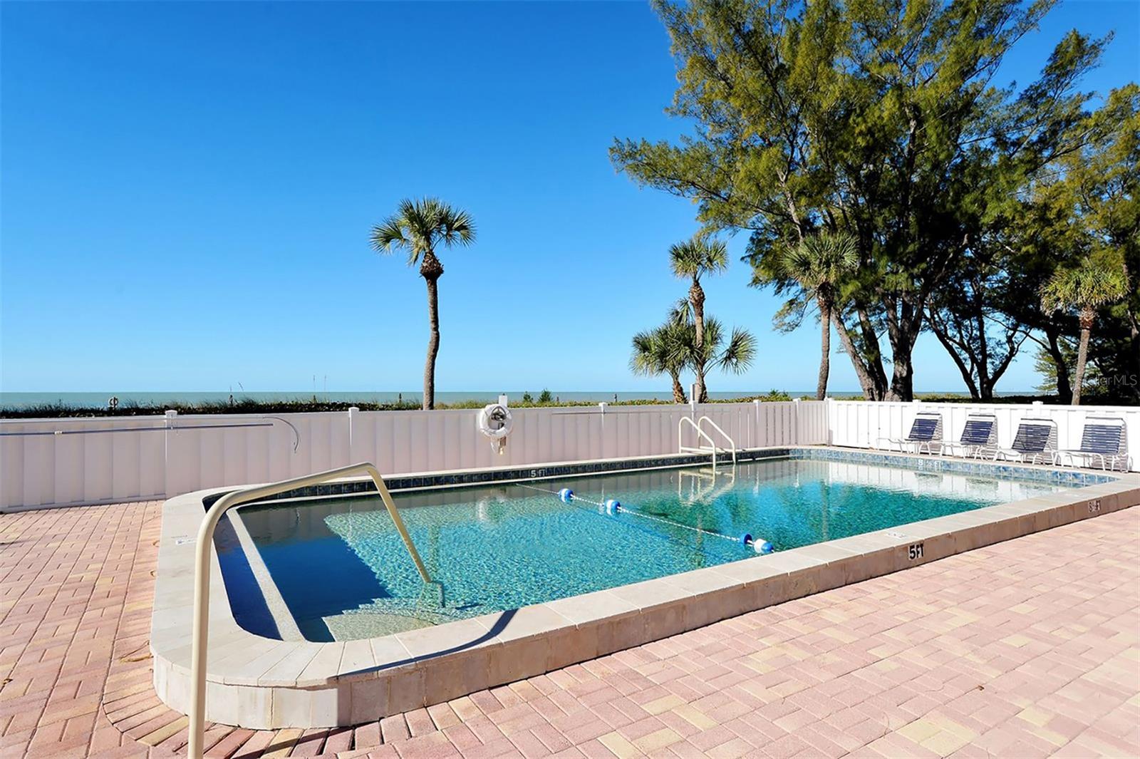 CLUB LONGBOAT BEACH & TENNIS - Residential