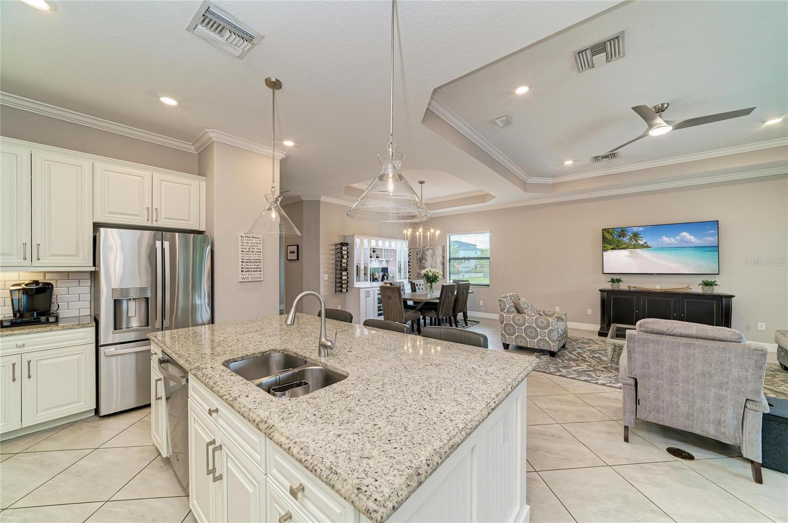 LAKEWOOD NATIONAL - Residential