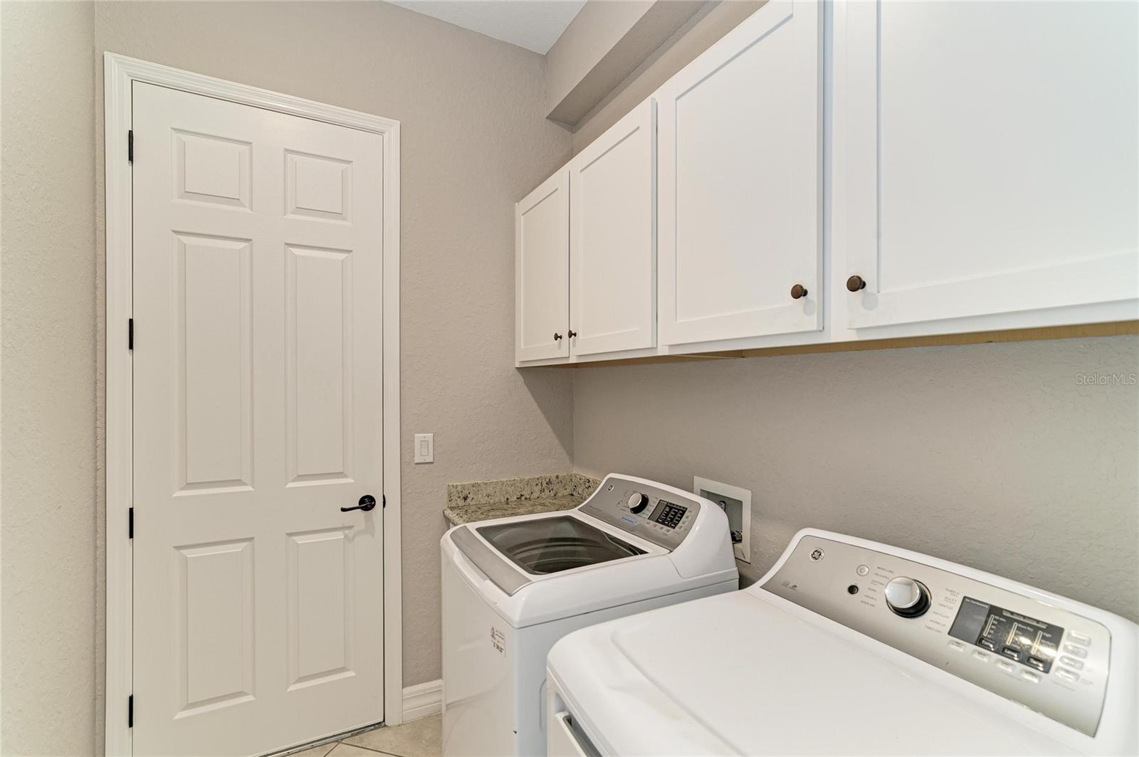 LAKEWOOD NATIONAL - Residential