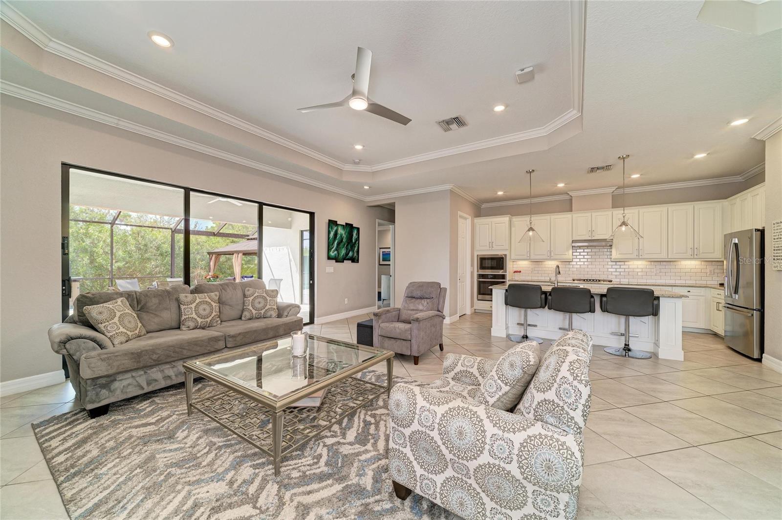 LAKEWOOD NATIONAL - Residential