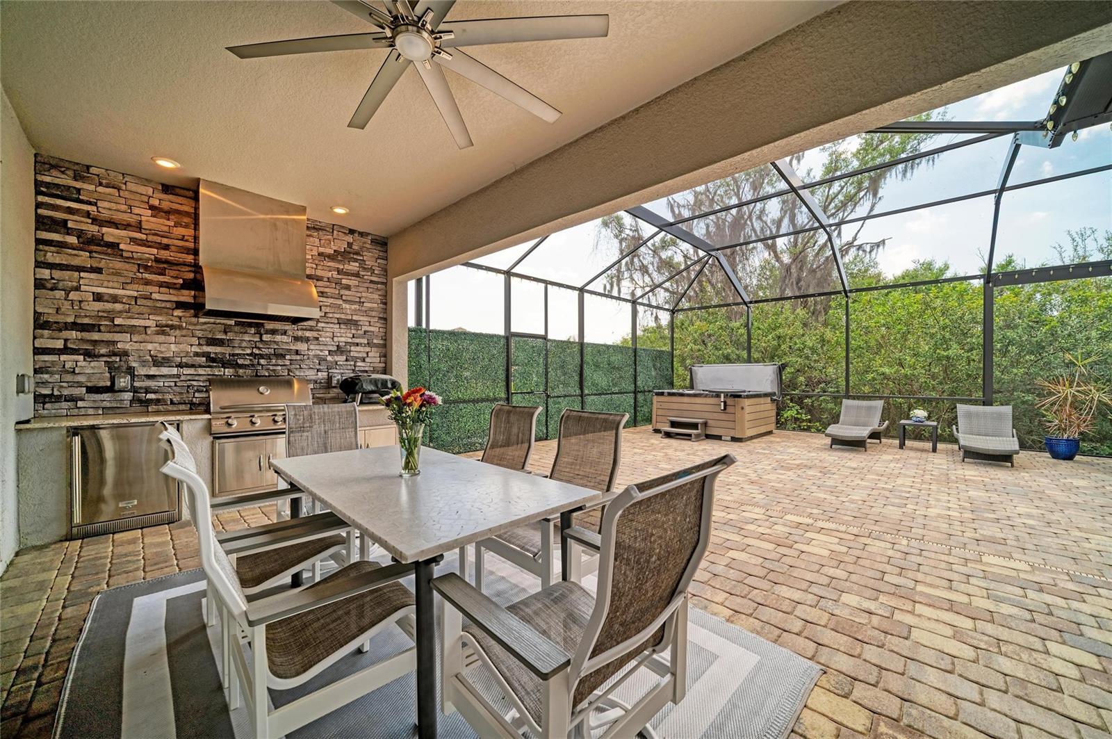 LAKEWOOD NATIONAL - Residential