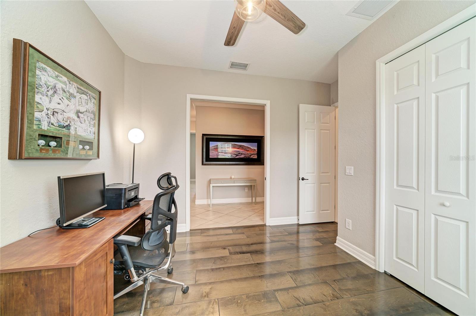 LAKEWOOD NATIONAL - Residential