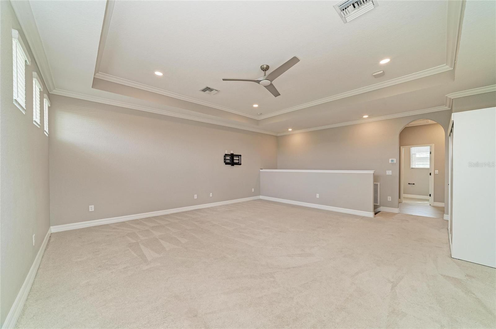 LAKEWOOD NATIONAL - Residential