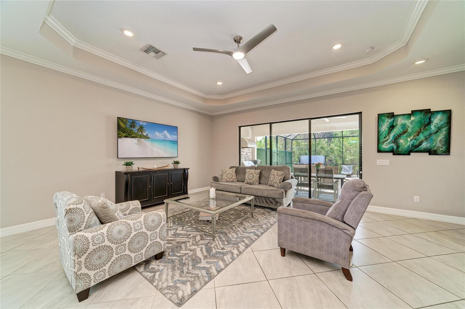 LAKEWOOD NATIONAL - Residential